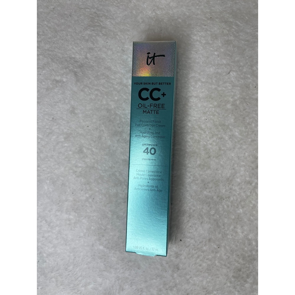 IT Cosmetics CC+ Oil-Free Matte Full Coverage Cream SPF 40 Fair Light 1.08oz